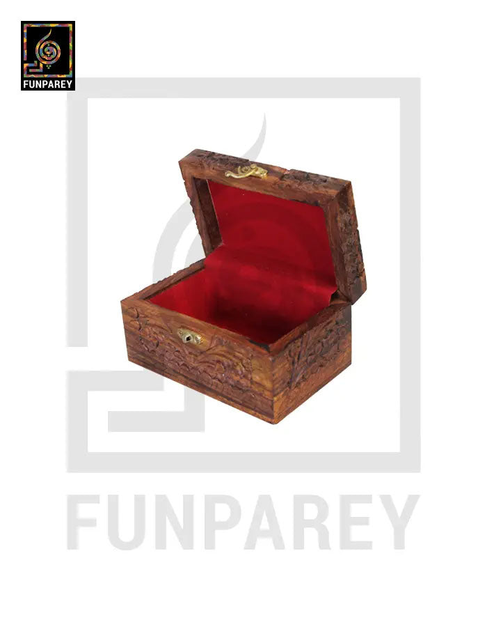 Hand Carved Wooden Jewelry Box 4/6 Splendid