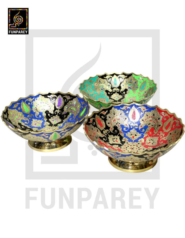 Handmade Multicolor 8" LARGE Brass Bowl Set (3 Pieces) Hover Image